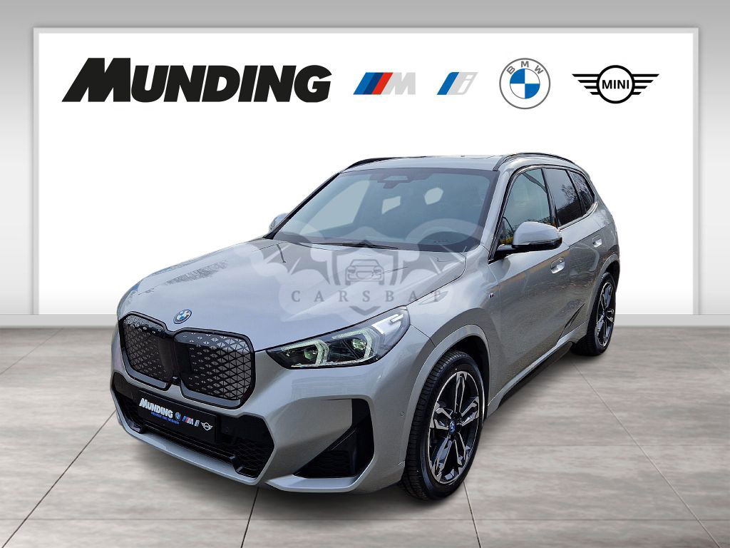 BMW iX1 2024