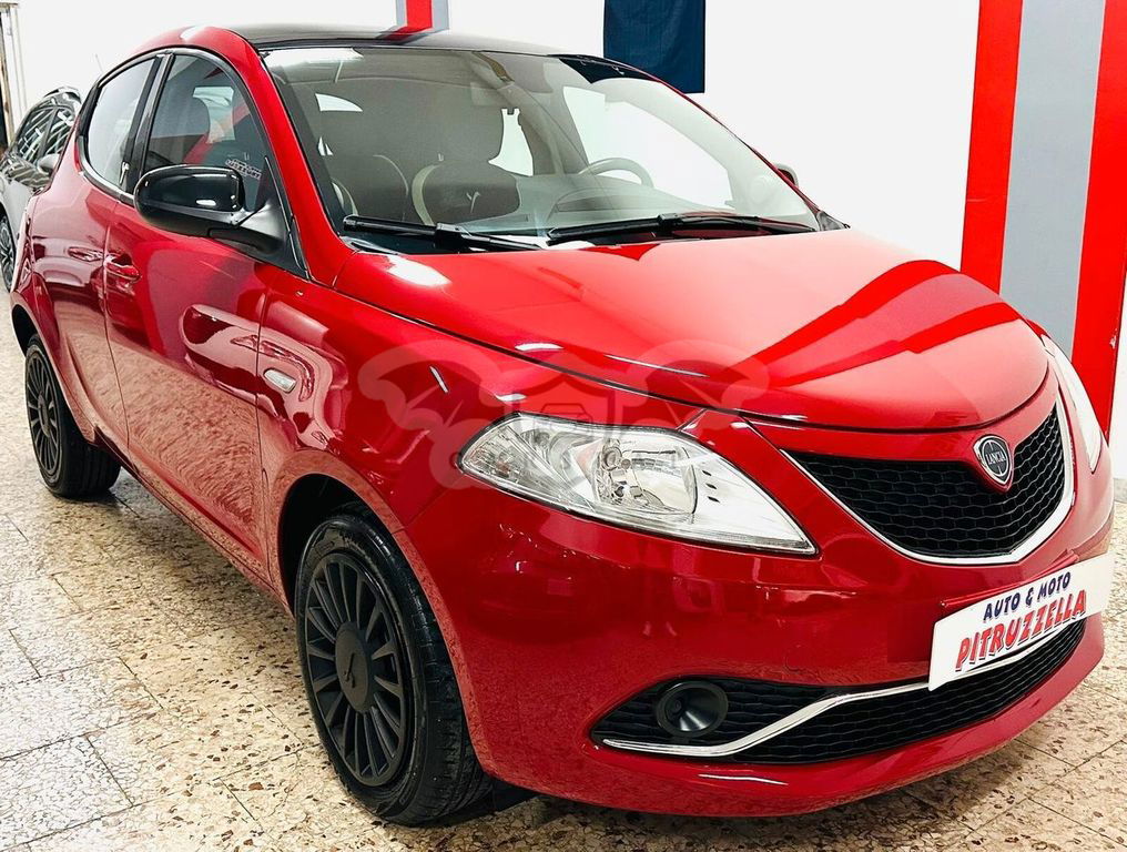 Lancia Ypsilon 2015
