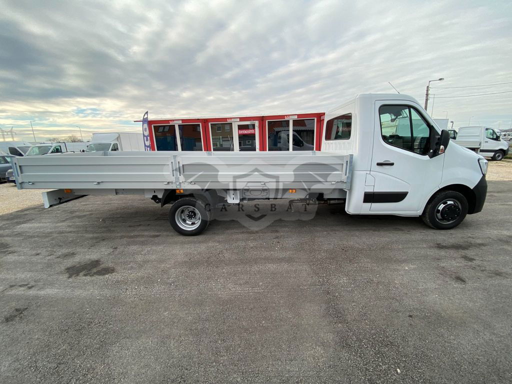 Renault Master 2023