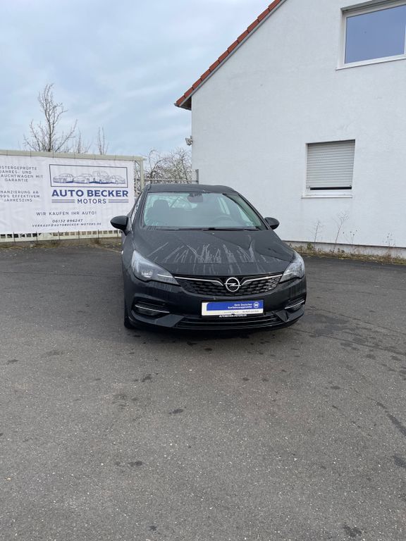 Opel Astra 2021