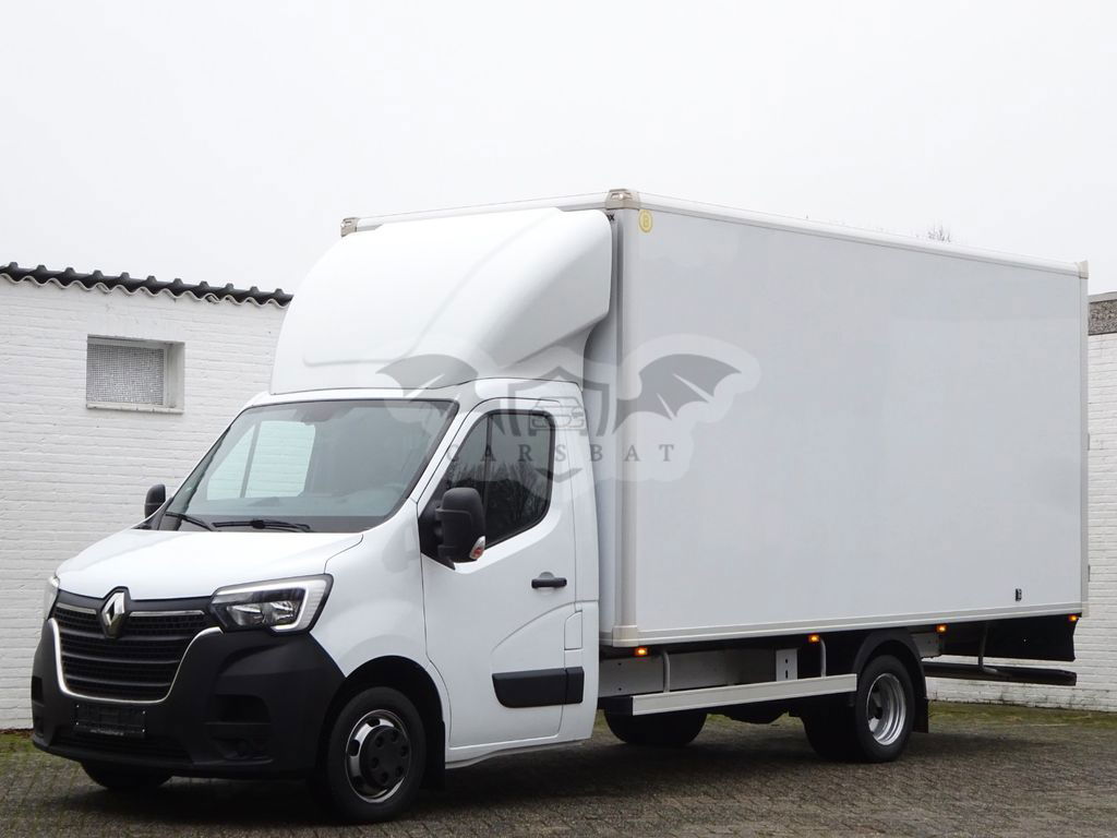 Renault Master 2021
