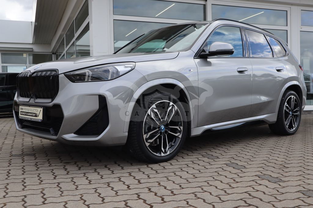 BMW iX1 2022