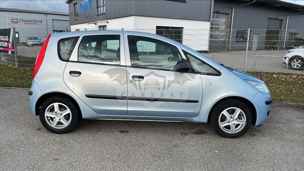 Mitsubishi Colt 2004