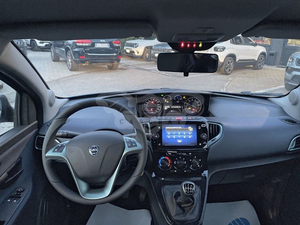 Lancia Ypsilon 2023