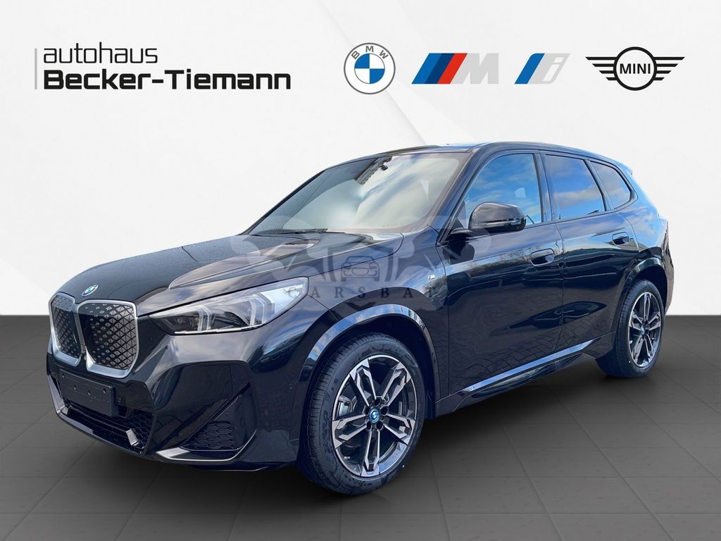 BMW iX1 2024