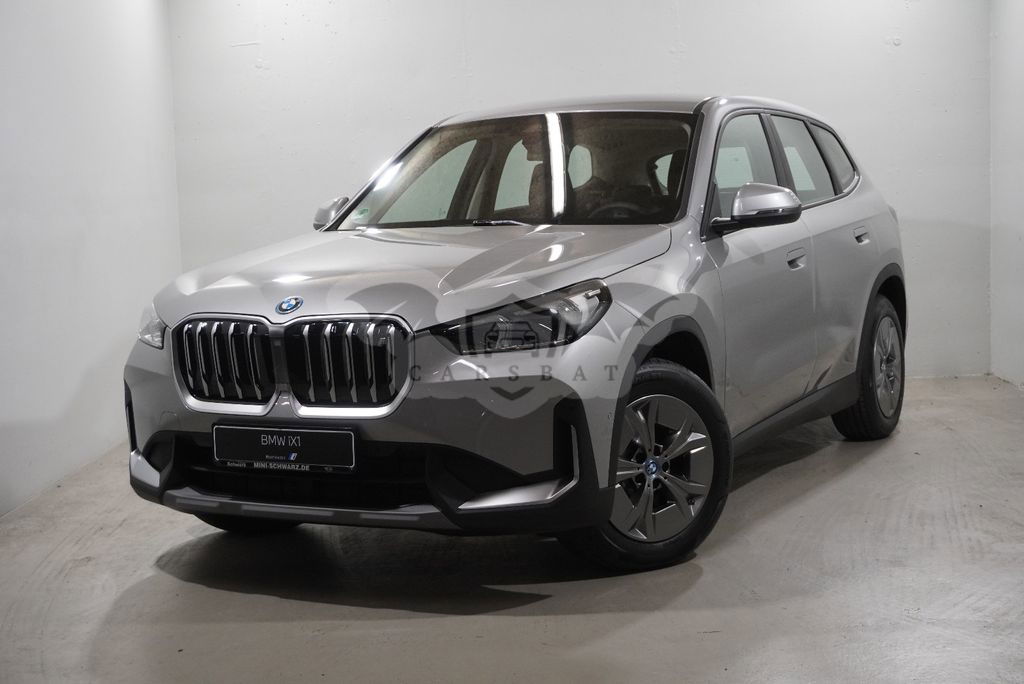 BMW iX1 2023