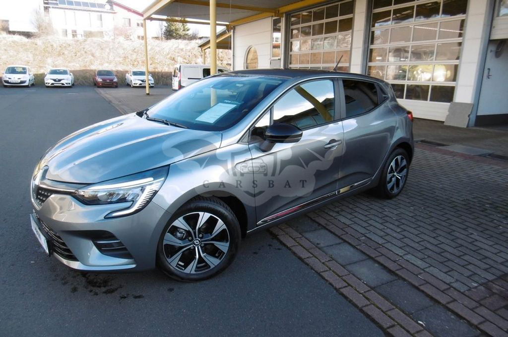 Renault Clio 2023