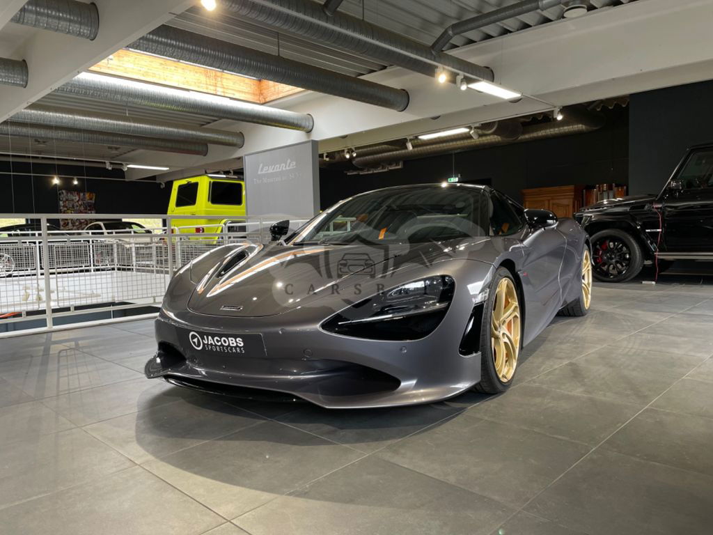 McLaren 750S 2024