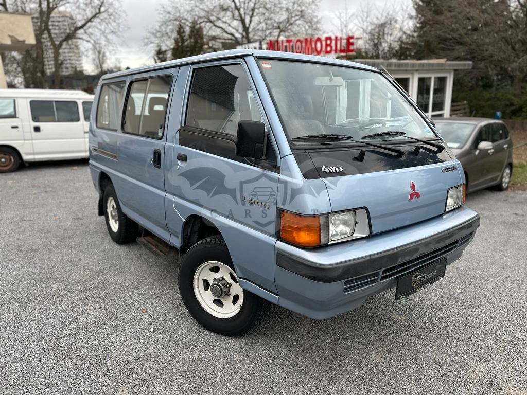 Mitsubishi L300 1990