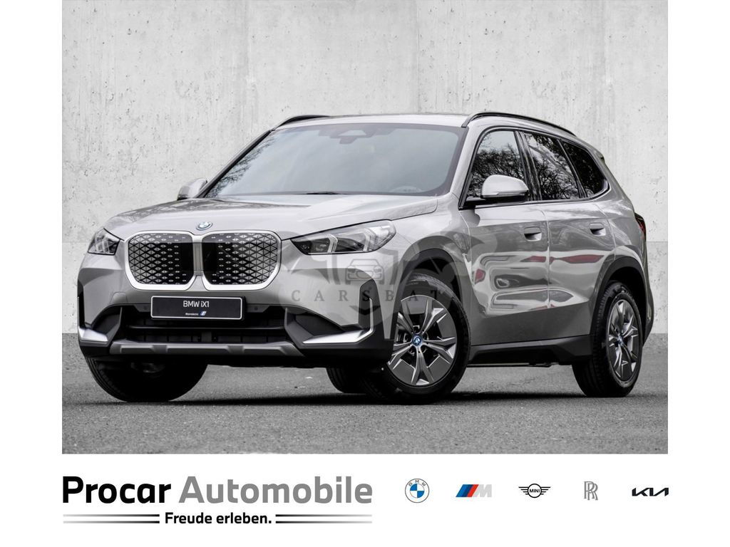 BMW iX1 2024