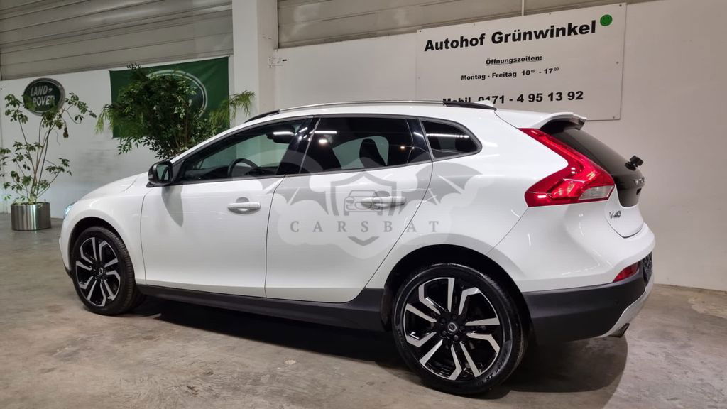 Volvo V40 2017
