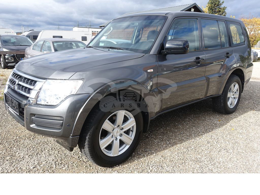 Mitsubishi Pajero 2015