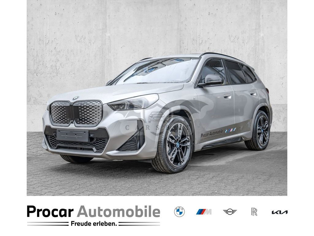 BMW iX1 2024