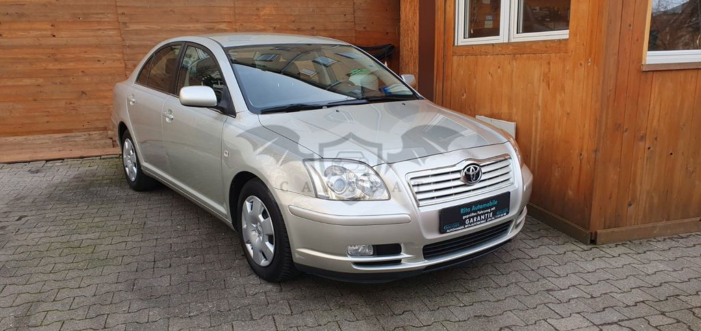 Toyota Avensis 2004