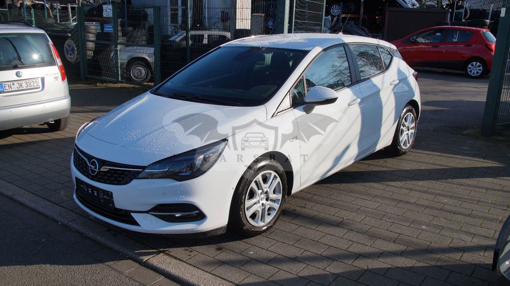 Opel Astra 2021