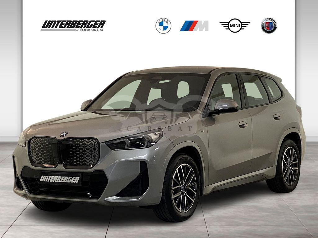 BMW iX1 2024