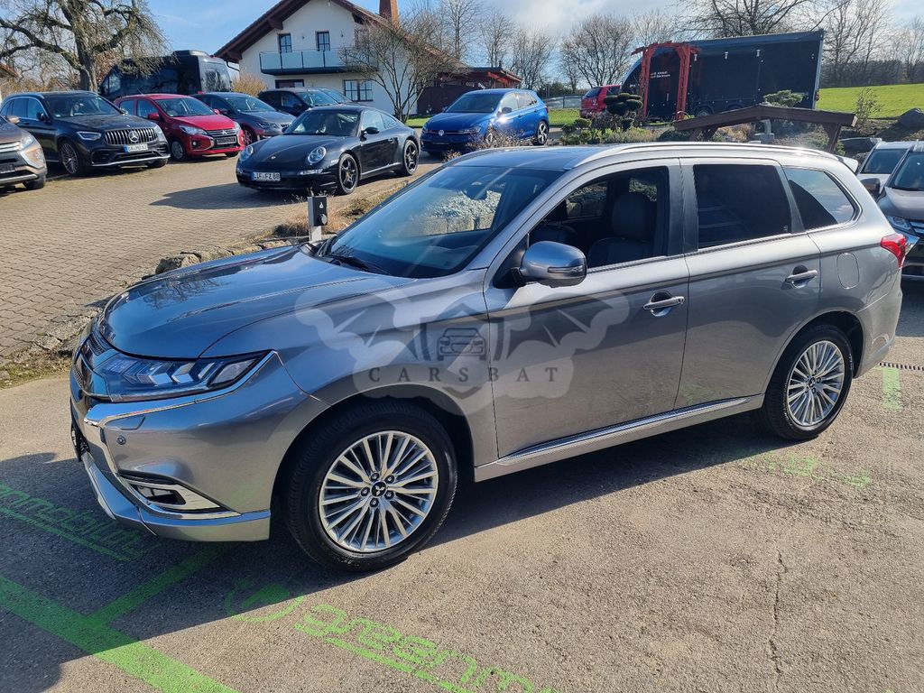 Mitsubishi Outlander 2021