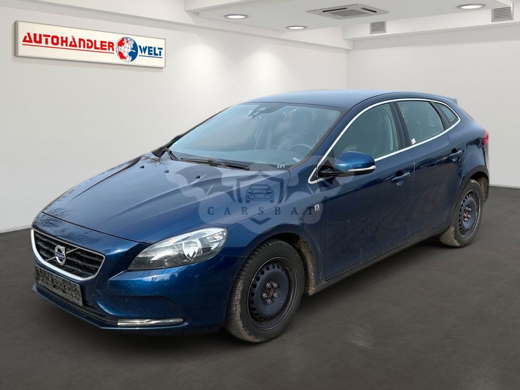 Volvo V40 2015