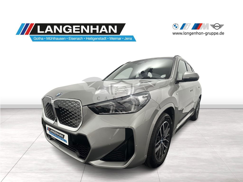 BMW iX1 2024