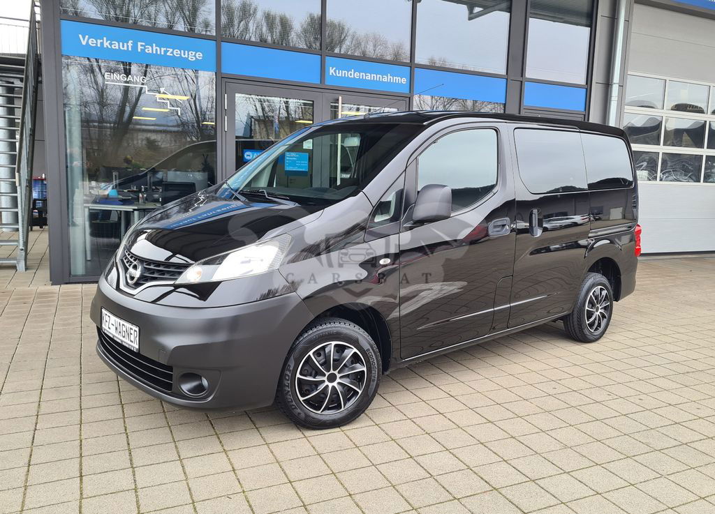 Nissan NV200 2012