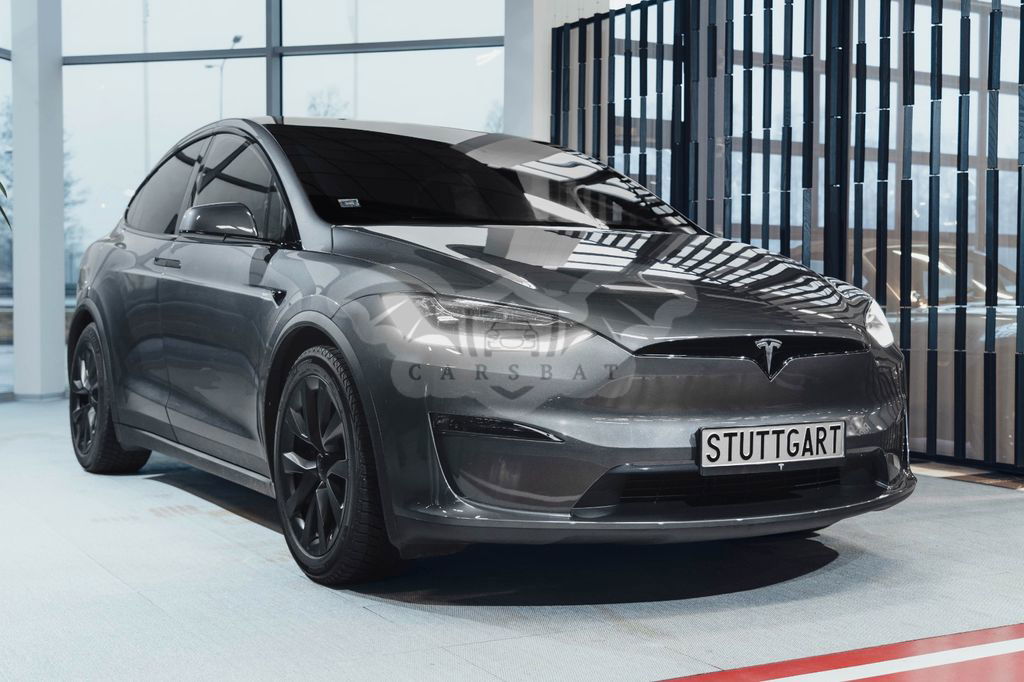 Tesla Model X 2023