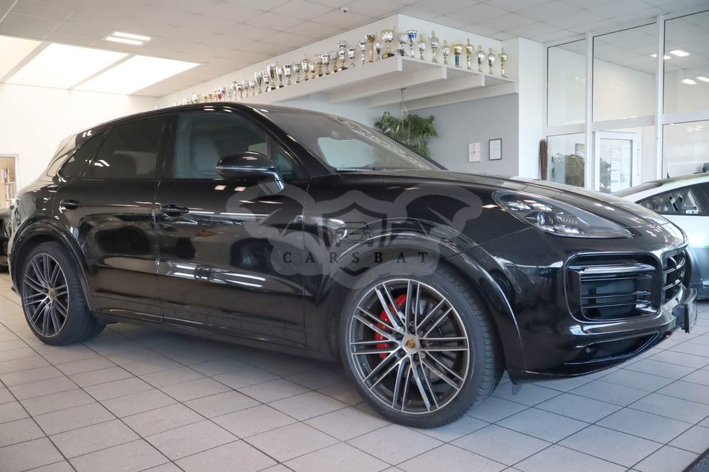 Porsche Cayenne 2020