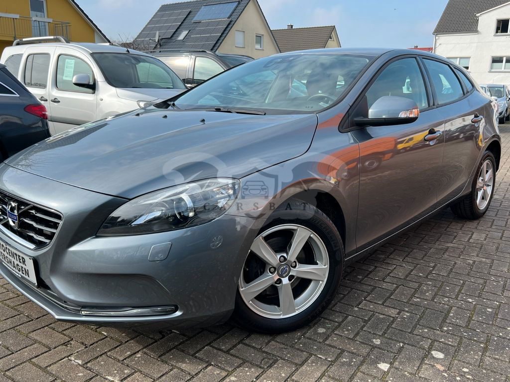 Volvo V40 2015