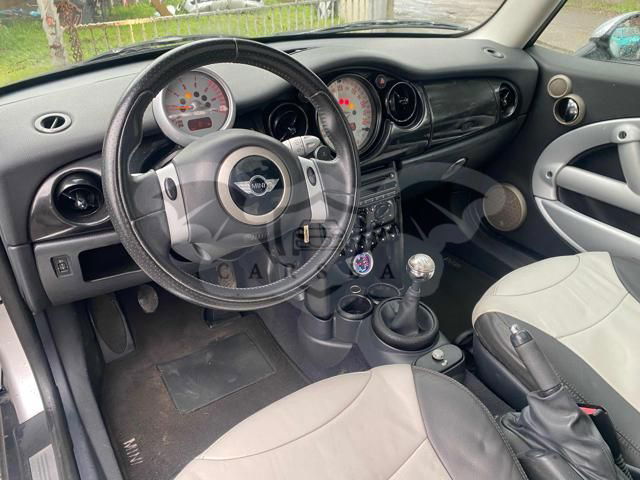 Mini One 2004