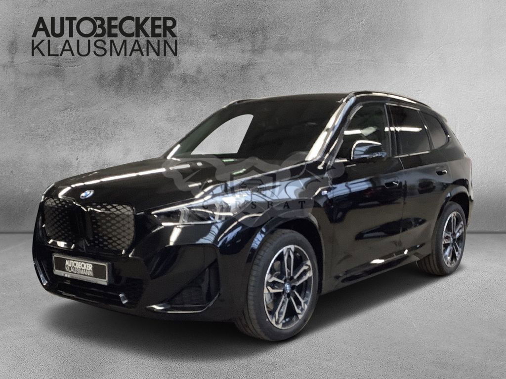 BMW iX1 2024