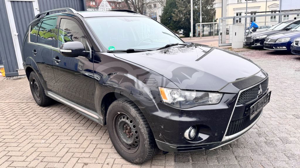 Mitsubishi Outlander 2011