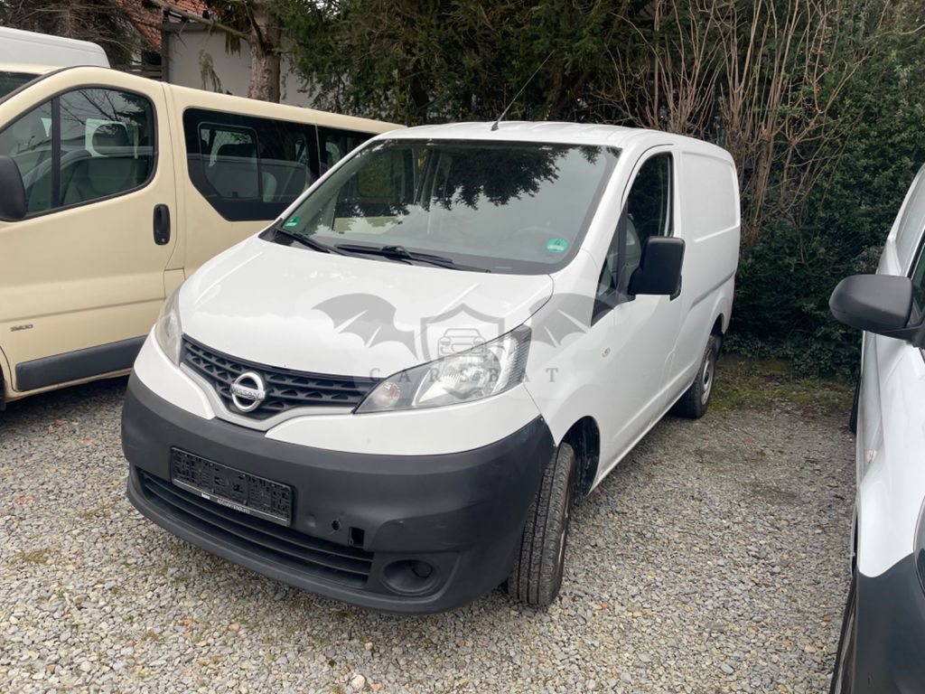 Nissan NV200 2012
