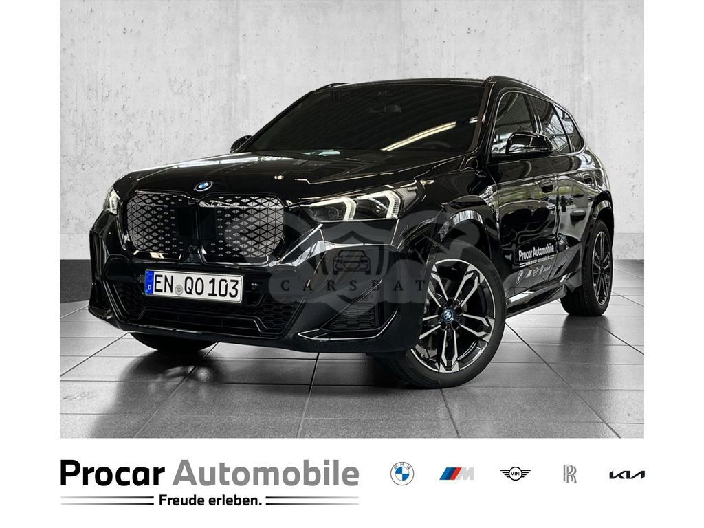 BMW iX1 2024