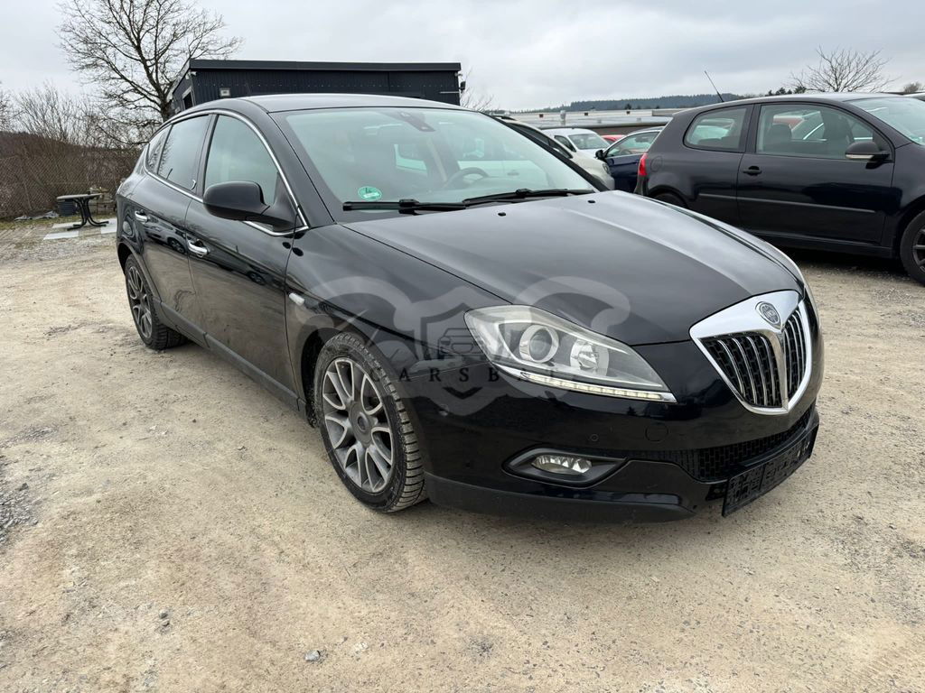 Lancia Delta 2011