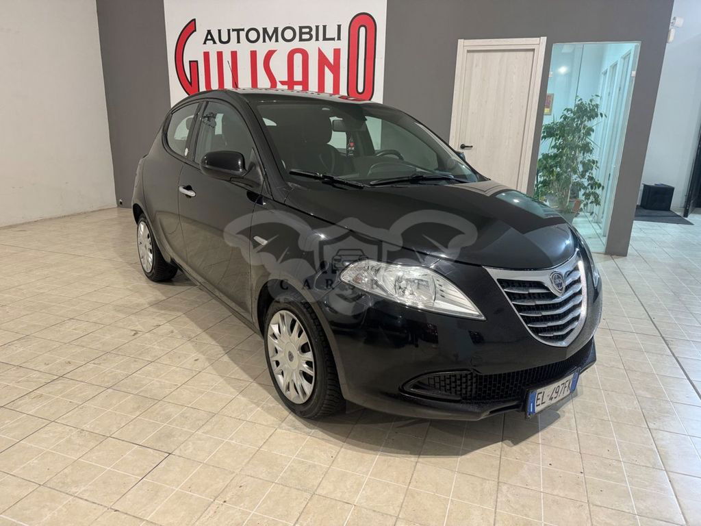 Lancia Ypsilon 2012