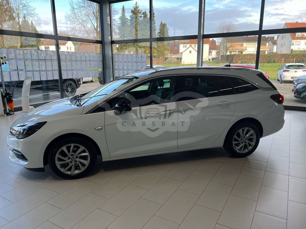 Opel Astra 2021
