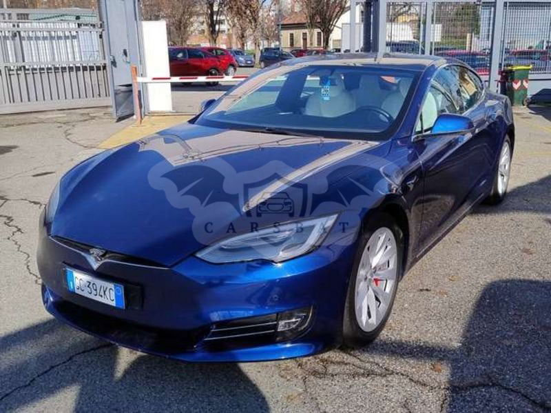 Tesla Model S 2020