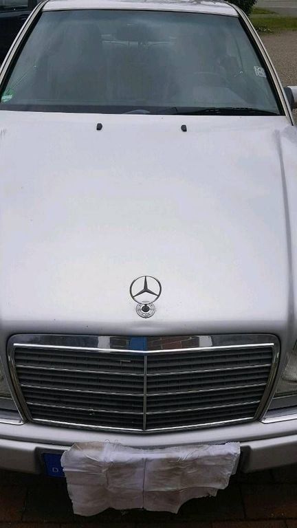 Mercedes-Benz CE 300 1992