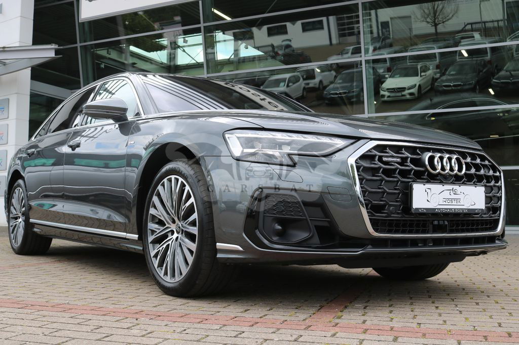 Audi A8 2022