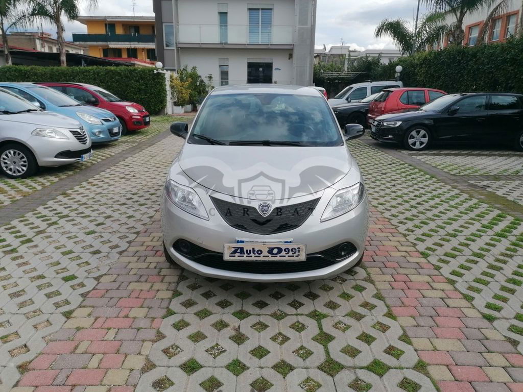 Lancia Ypsilon 2020