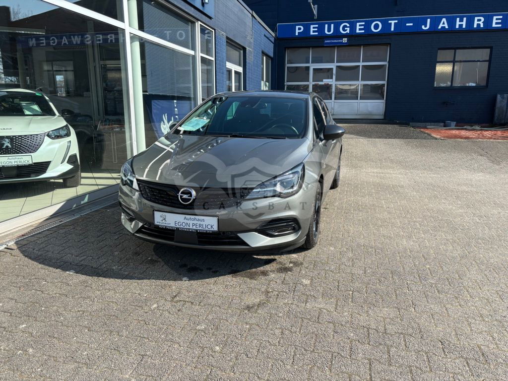 Opel Astra 2021