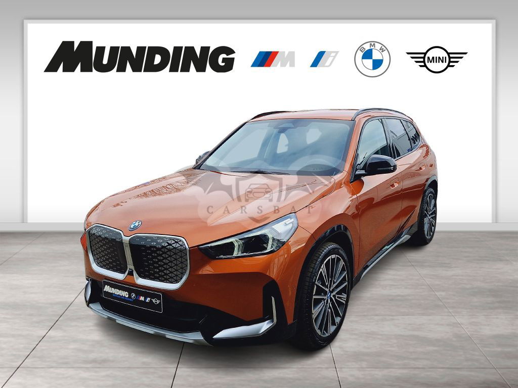 BMW iX1 2024
