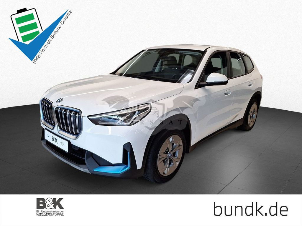BMW iX1 2023