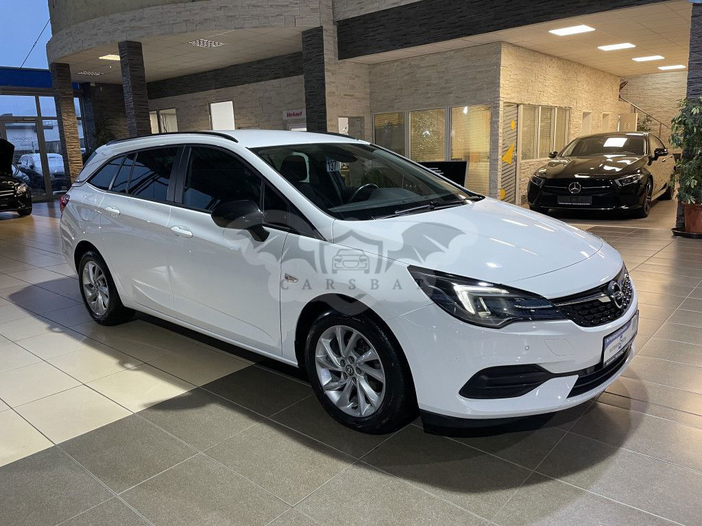 Opel Astra 2021