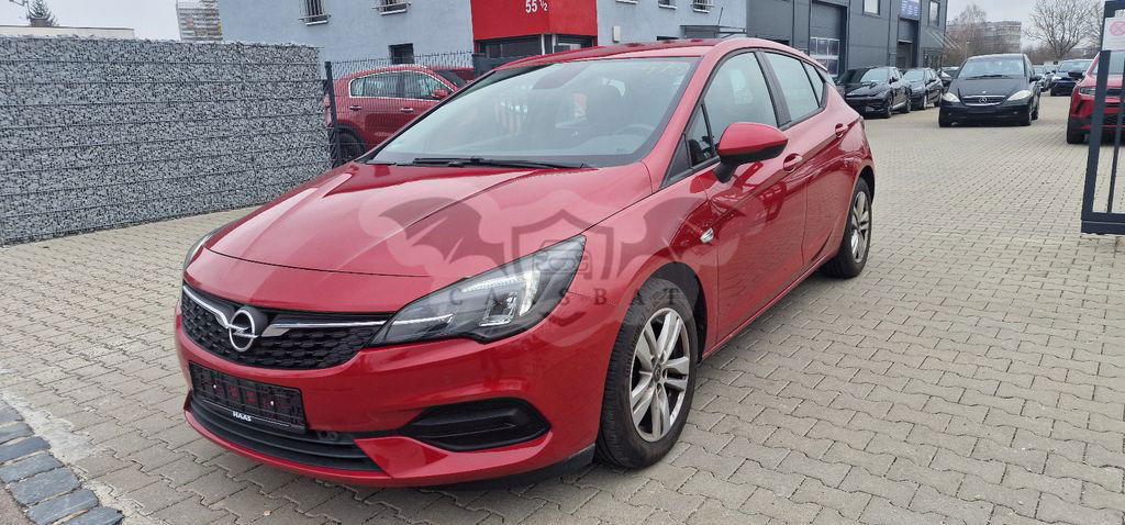 Opel Astra 2021