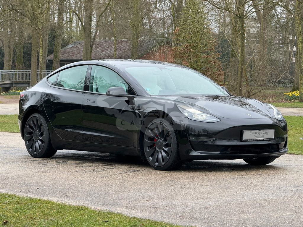 Tesla Model 3 2022