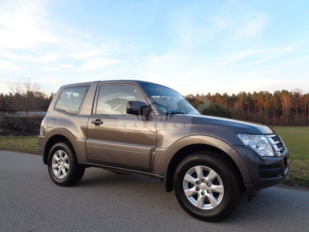 Mitsubishi Pajero 2015