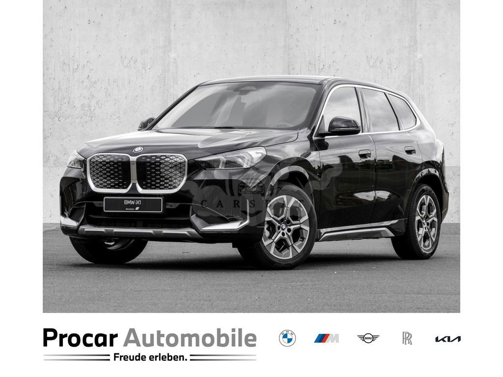 BMW iX1 2024