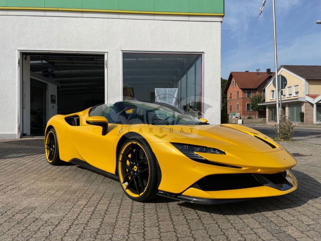 Ferrari SF90 2023
