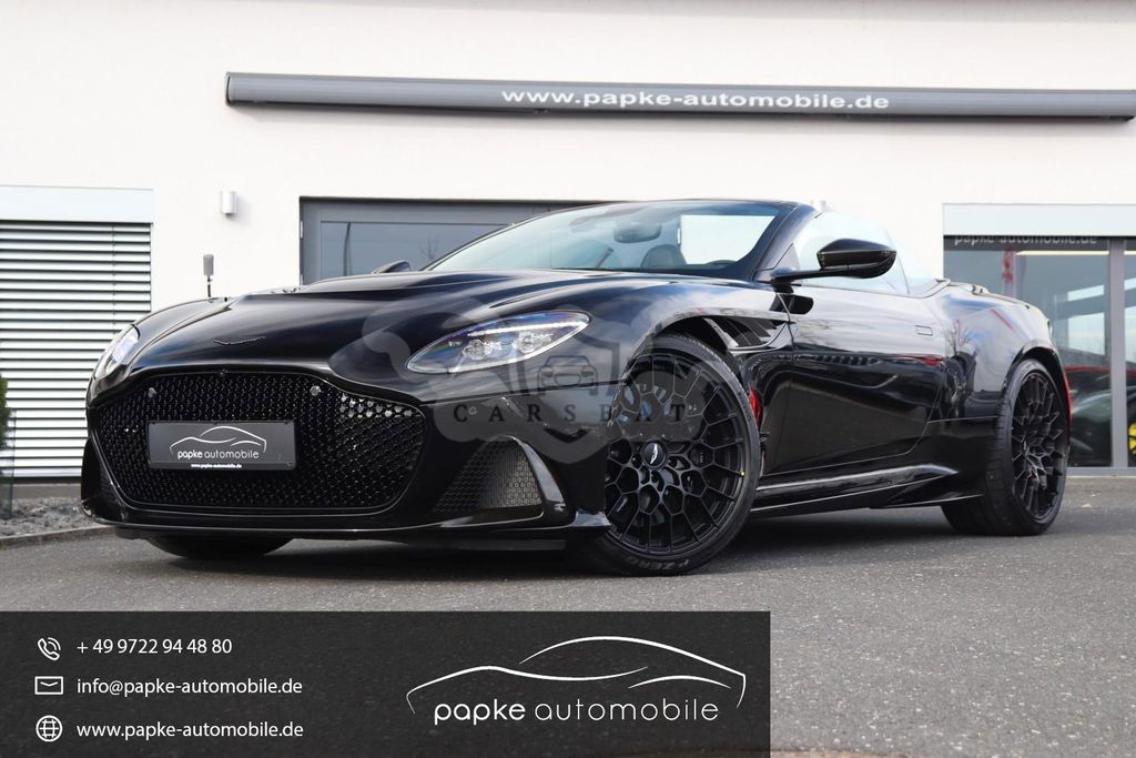 Aston Martin DBS 2023