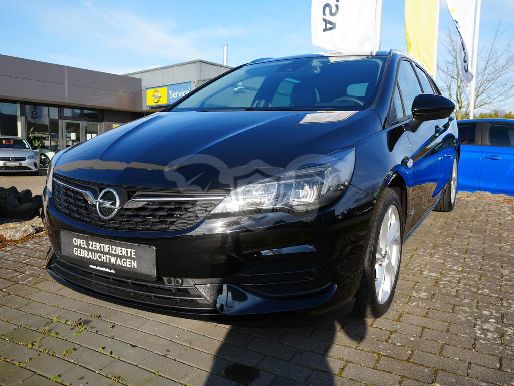 Opel Astra 2022